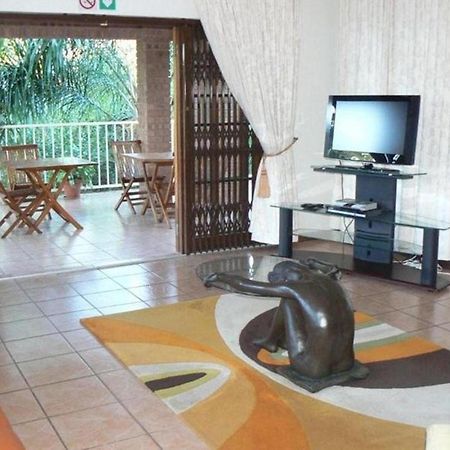 Country Link Guest Lodge Коматипорт Экстерьер фото