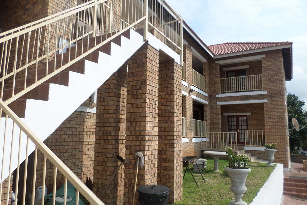 Country Link Guest Lodge Коматипорт Экстерьер фото